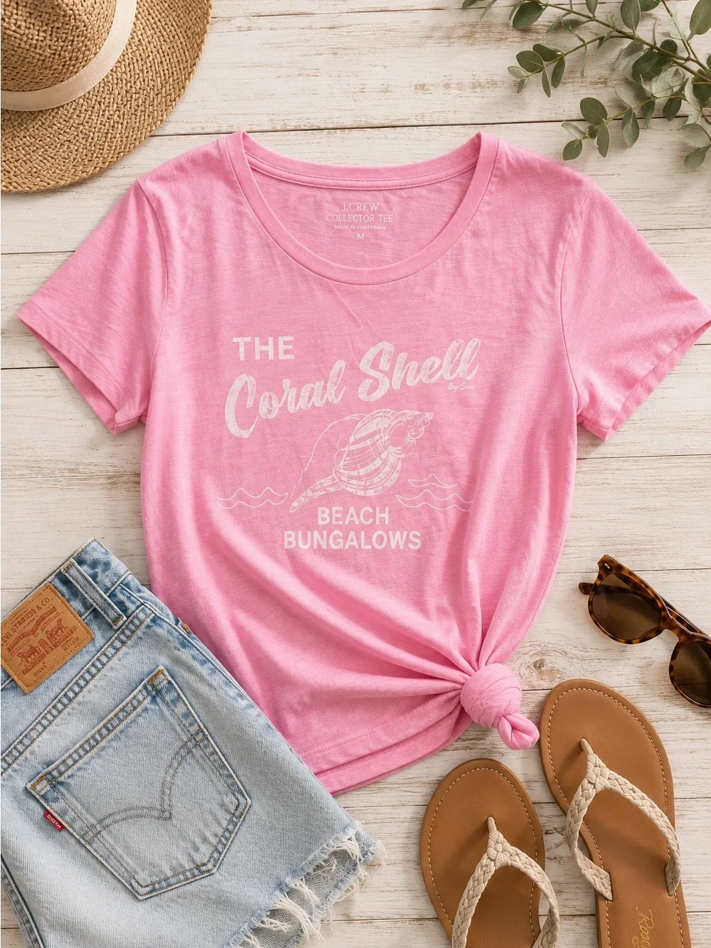 J.Crew Collector | Tee Pink Coral Shell Beach Bungalows Graphic T-Shirt | Medium